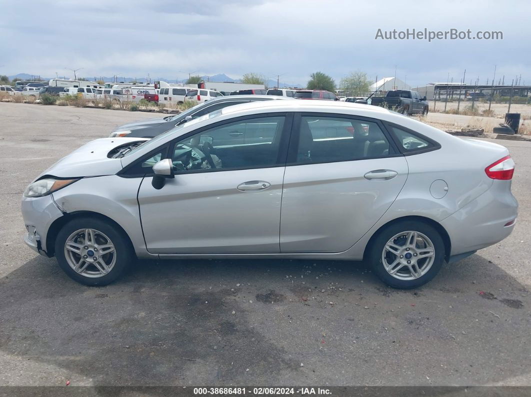 2017 Ford Fiesta Se Silver vin: 3FADP4BJ4HM138438