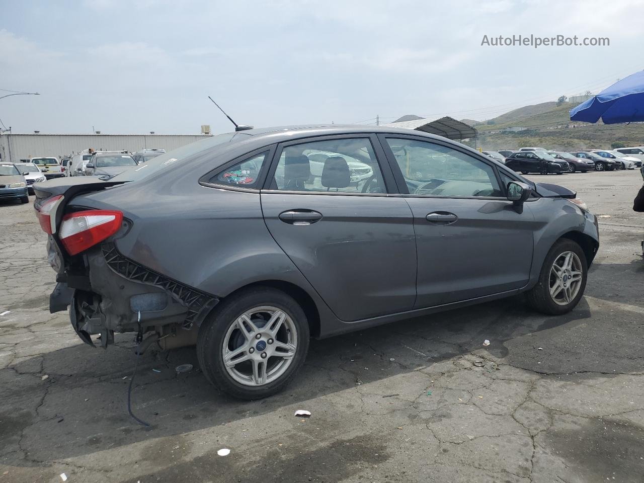 2019 Ford Fiesta Se Charcoal vin: 3FADP4BJ4KM127611