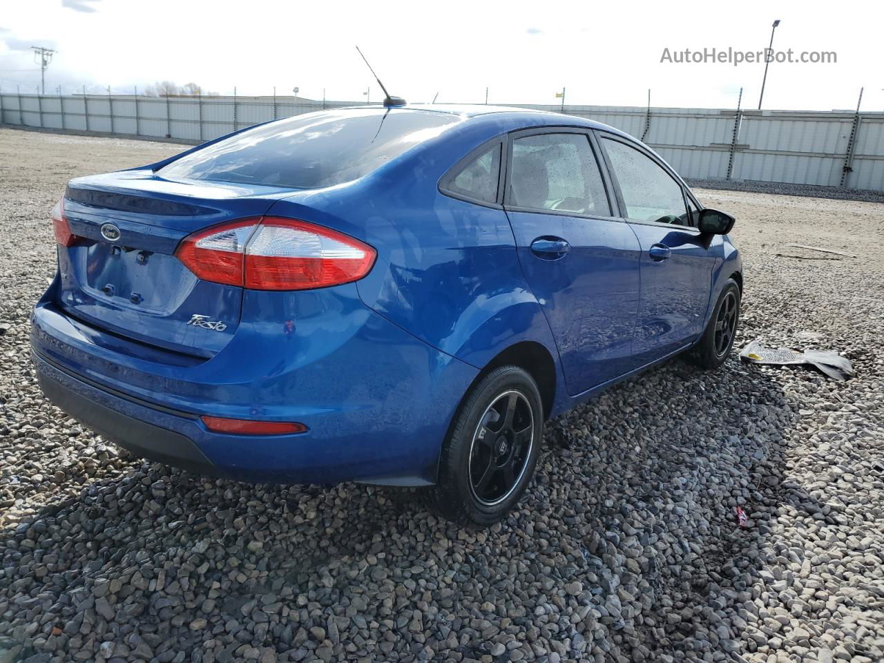 2019 Ford Fiesta Se Blue vin: 3FADP4BJ4KM135224