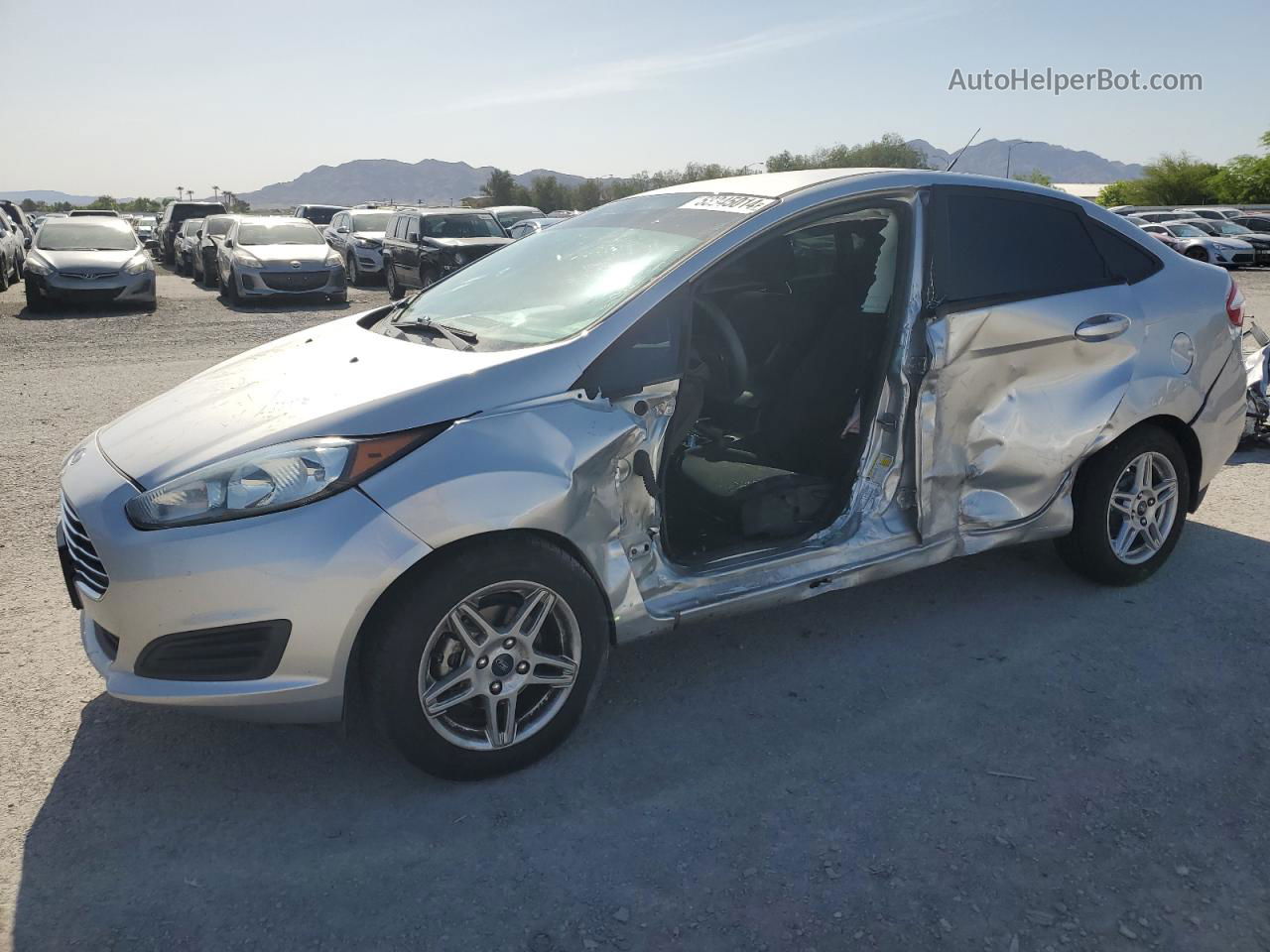 2019 Ford Fiesta Se Silver vin: 3FADP4BJ4KM138222