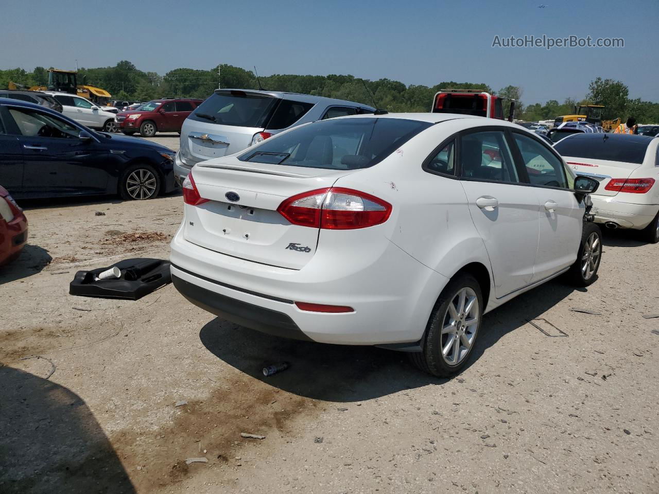2019 Ford Fiesta Se White vin: 3FADP4BJ4KM149320