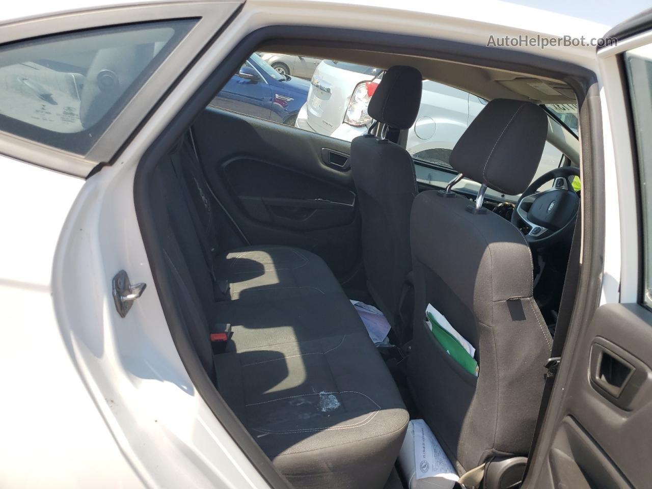 2019 Ford Fiesta Se Белый vin: 3FADP4BJ4KM149320