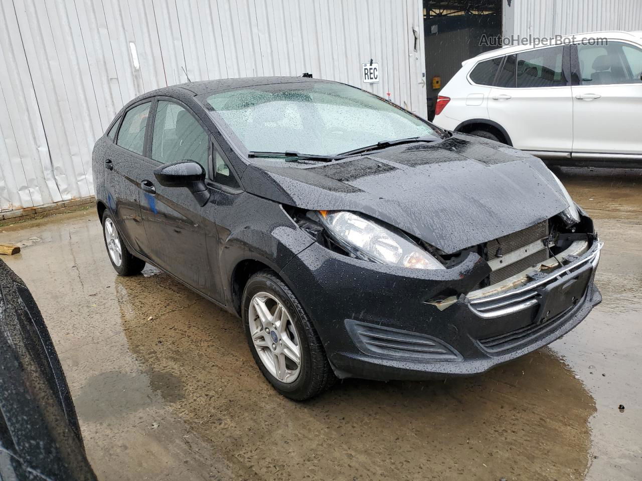 2019 Ford Fiesta Se Black vin: 3FADP4BJ4KM156350