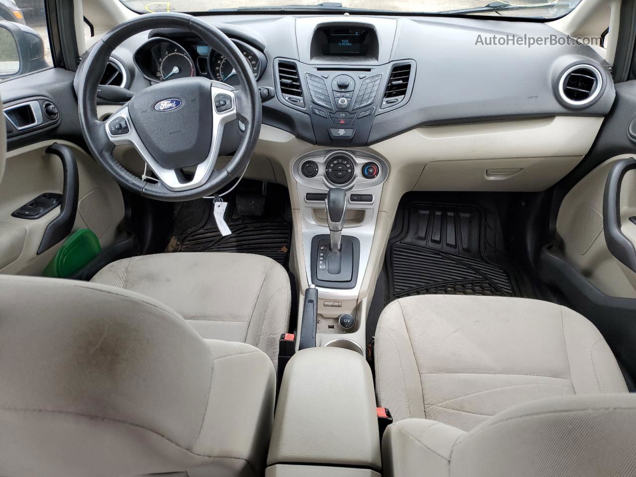 2015 Ford Fiesta Se Черный vin: 3FADP4BJ5FM104408