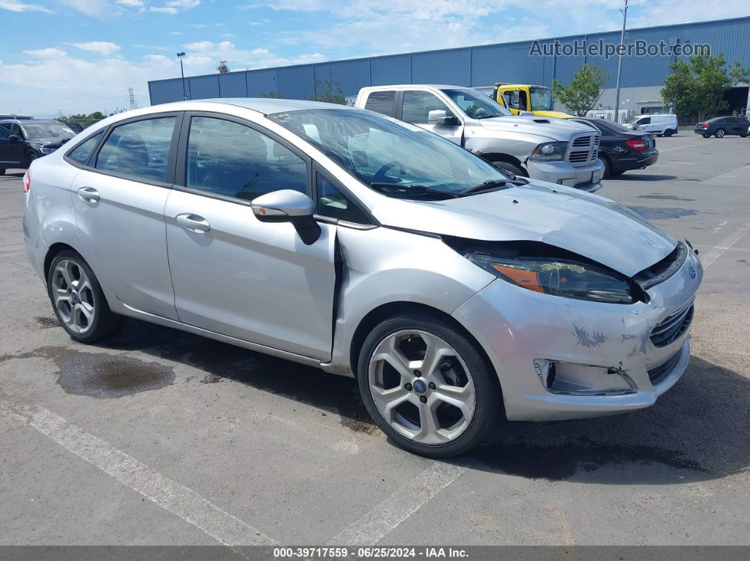 2015 Ford Fiesta Se Silver vin: 3FADP4BJ5FM118342