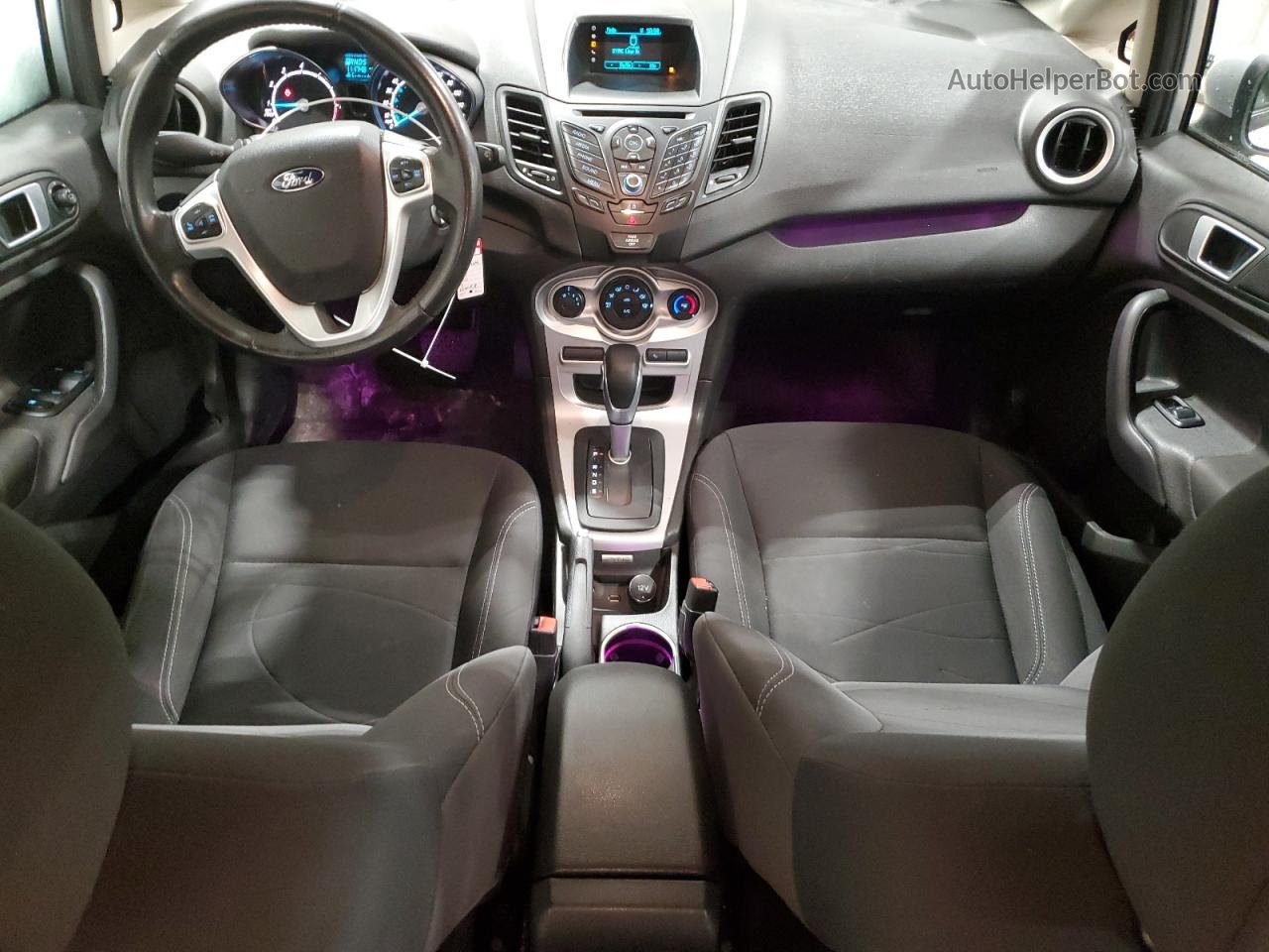 2015 Ford Fiesta Se Silver vin: 3FADP4BJ5FM198645