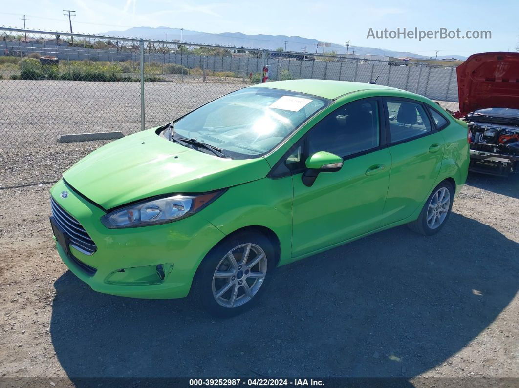 2015 Ford Fiesta Se Зеленый vin: 3FADP4BJ5FM205450