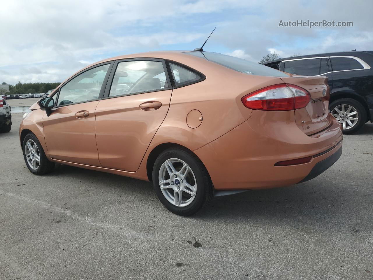 2017 Ford Fiesta Se Orange vin: 3FADP4BJ5HM137198