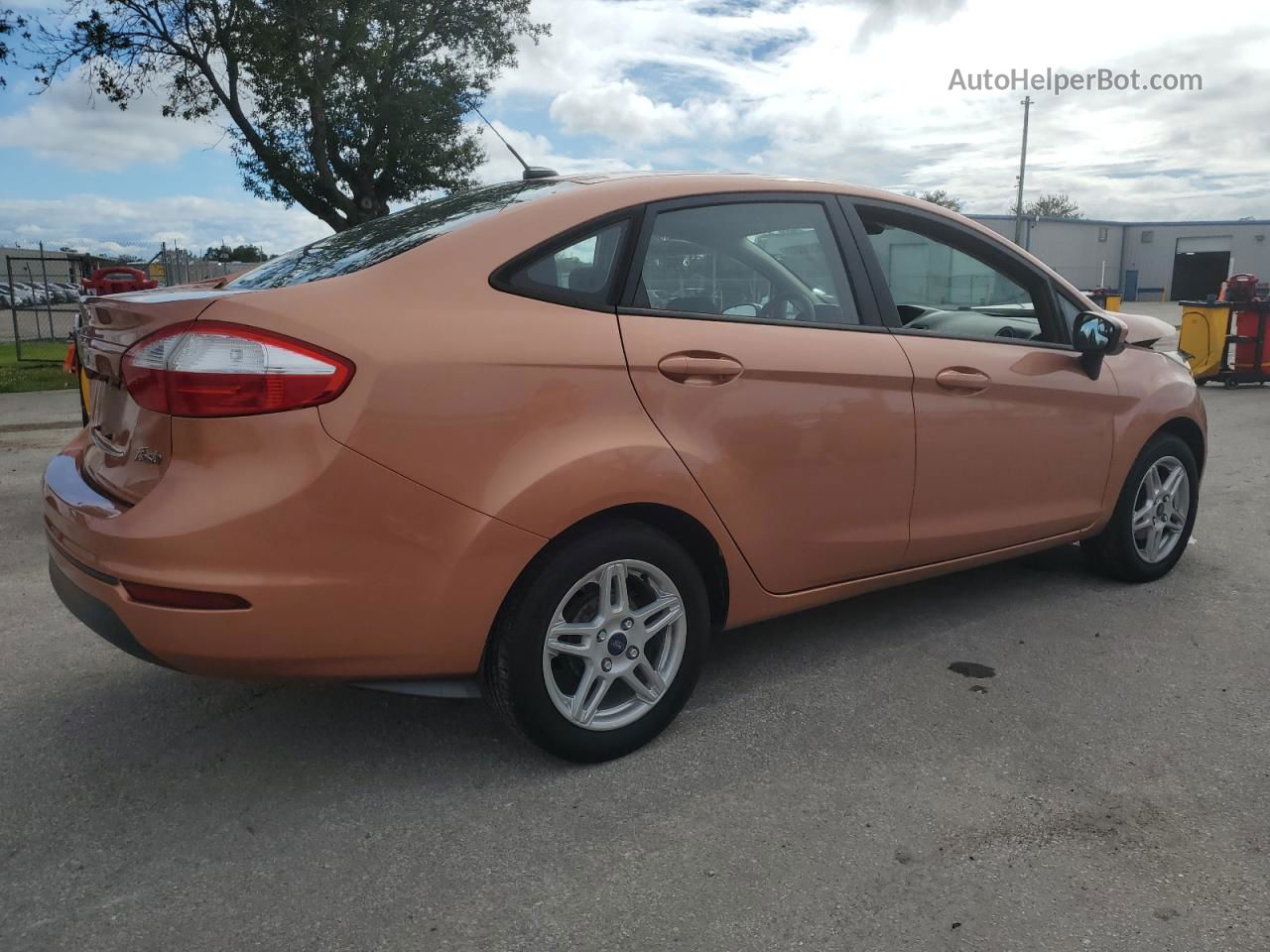 2017 Ford Fiesta Se Orange vin: 3FADP4BJ5HM137198