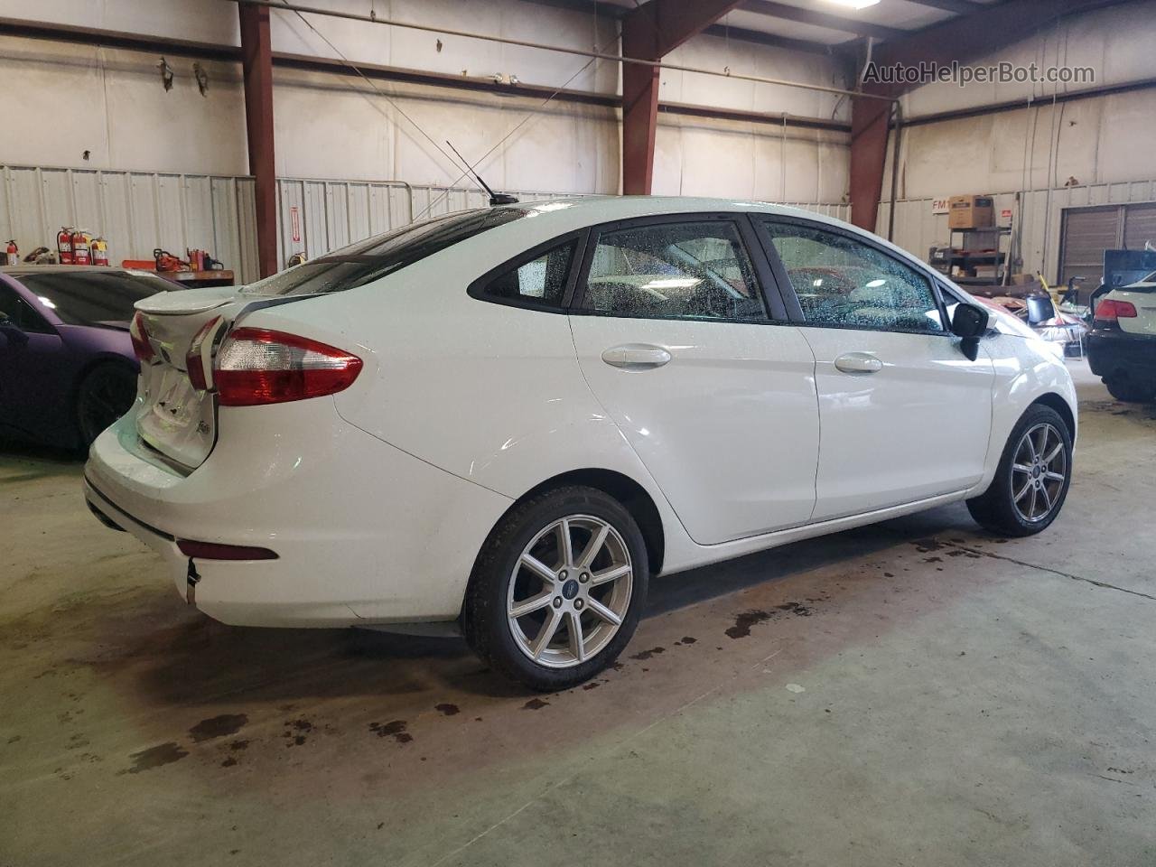 2019 Ford Fiesta Se Белый vin: 3FADP4BJ5KM105570