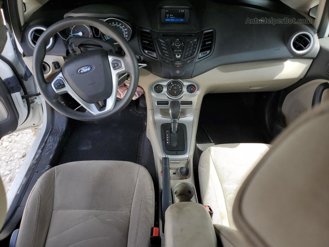 2019 Ford Fiesta Se Белый vin: 3FADP4BJ5KM119775
