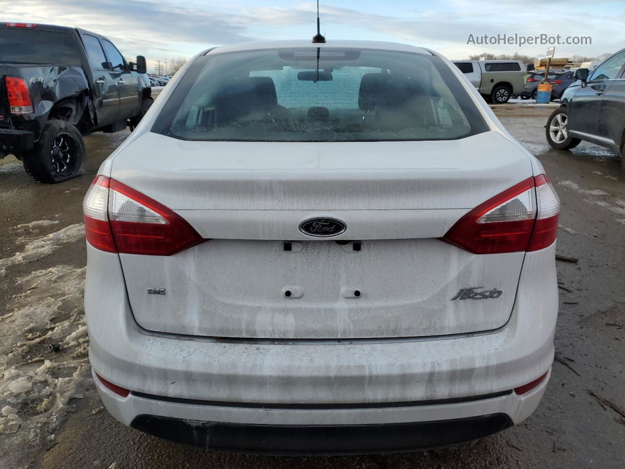 2019 Ford Fiesta Se White vin: 3FADP4BJ5KM130002