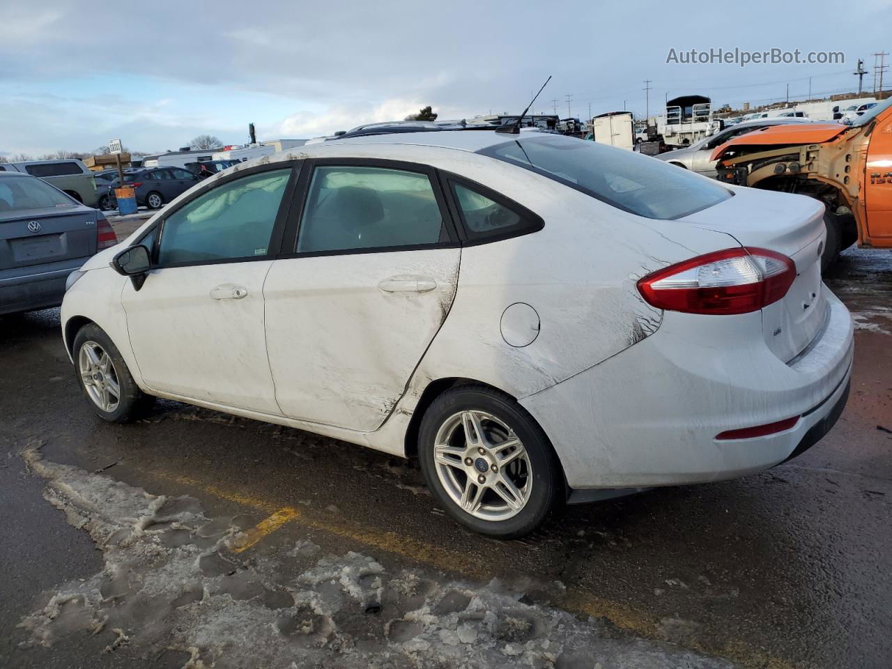 2019 Ford Fiesta Se White vin: 3FADP4BJ5KM130002