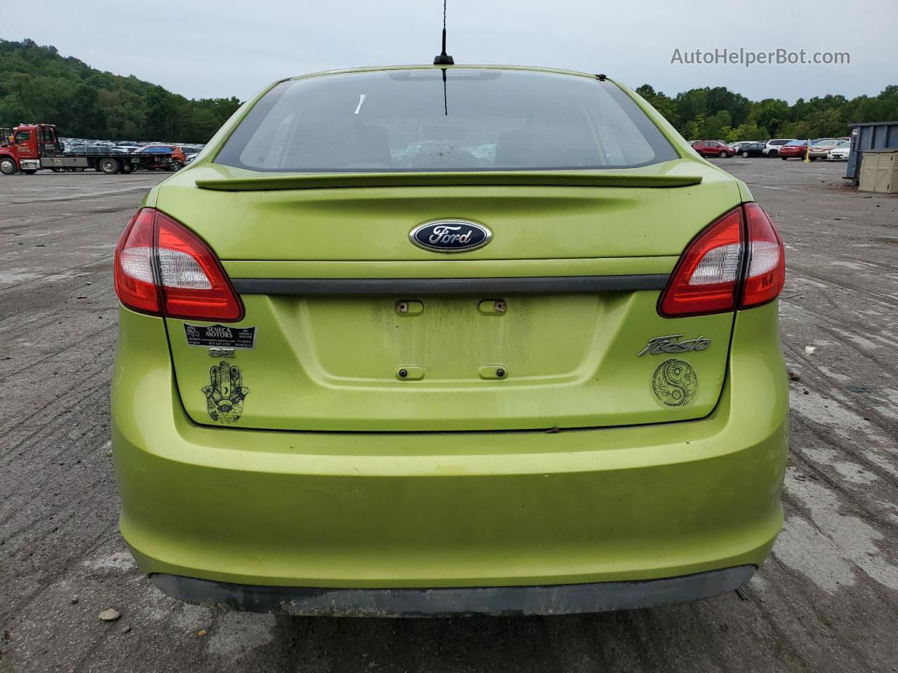 2011 Ford Fiesta Se Зеленый vin: 3FADP4BJ6BM171450