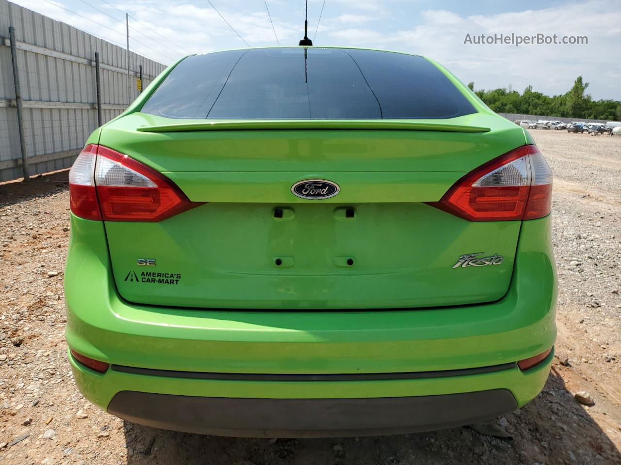 2015 Ford Fiesta Se Зеленый vin: 3FADP4BJ6FM144688