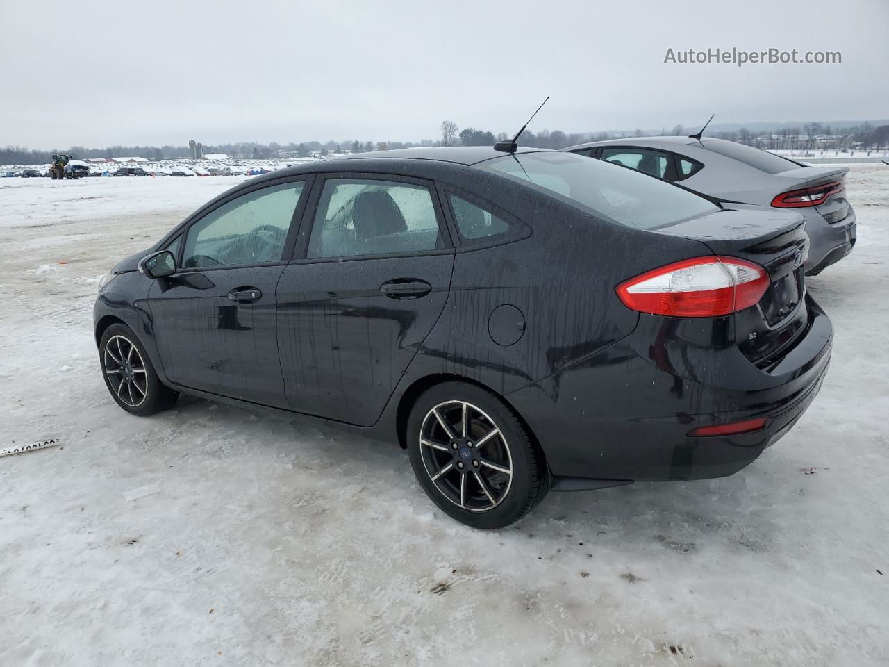 2015 Ford Fiesta Se Черный vin: 3FADP4BJ6FM181594