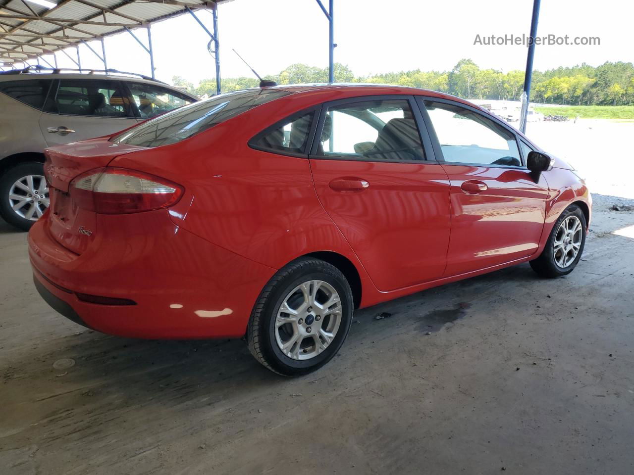 2015 Ford Fiesta Se Красный vin: 3FADP4BJ6FM191266
