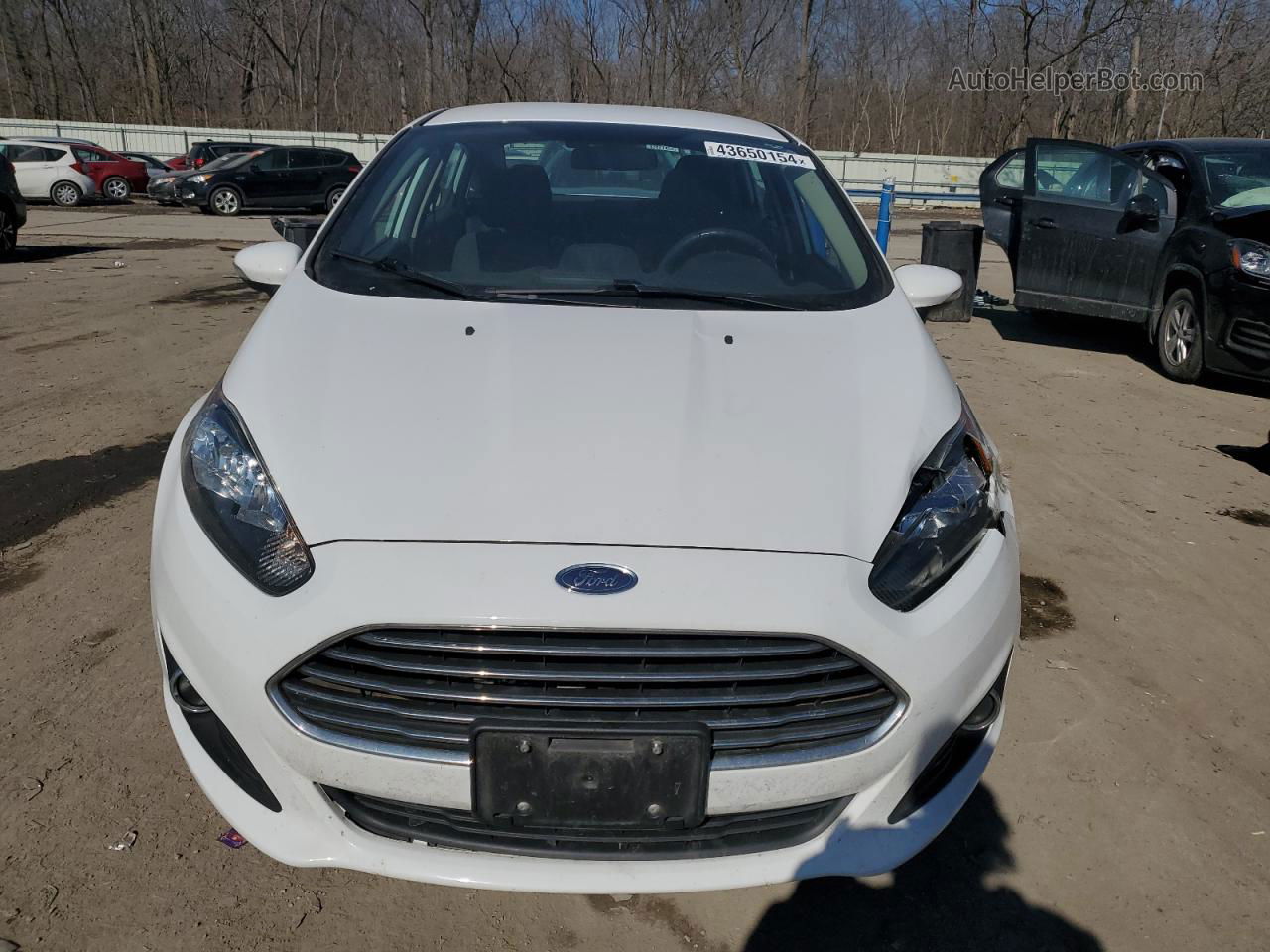 2015 Ford Fiesta Se Белый vin: 3FADP4BJ6FM208695