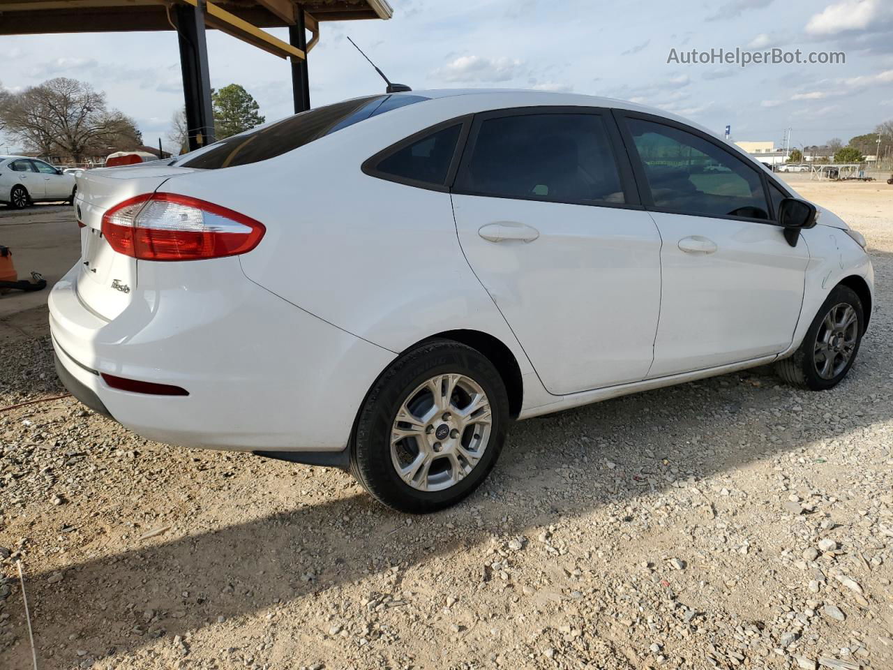 2016 Ford Fiesta Se Белый vin: 3FADP4BJ6GM100966