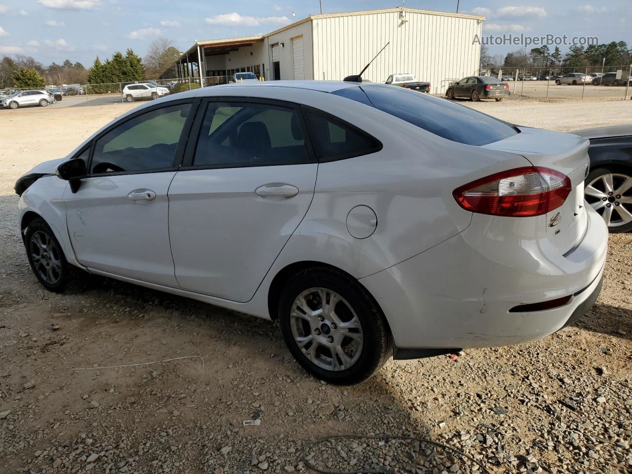 2016 Ford Fiesta Se Белый vin: 3FADP4BJ6GM100966