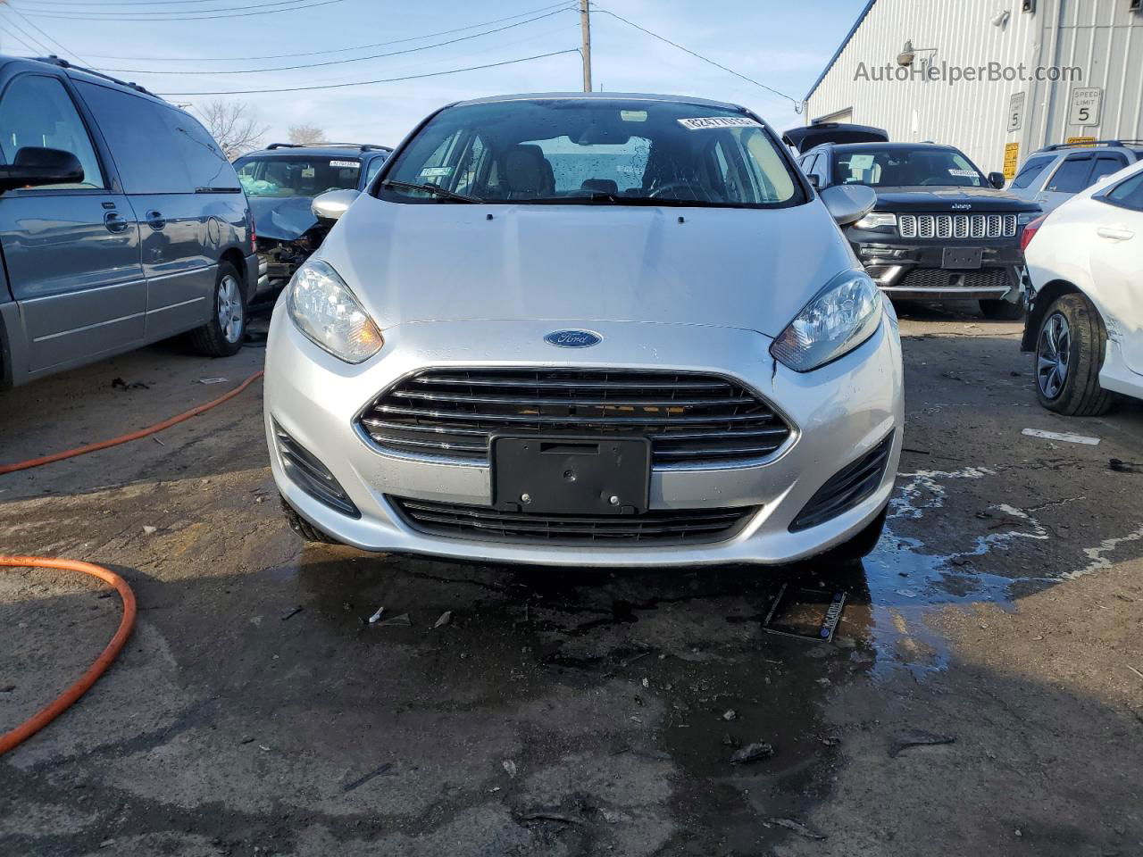 2016 Ford Fiesta Se Silver vin: 3FADP4BJ6GM207872