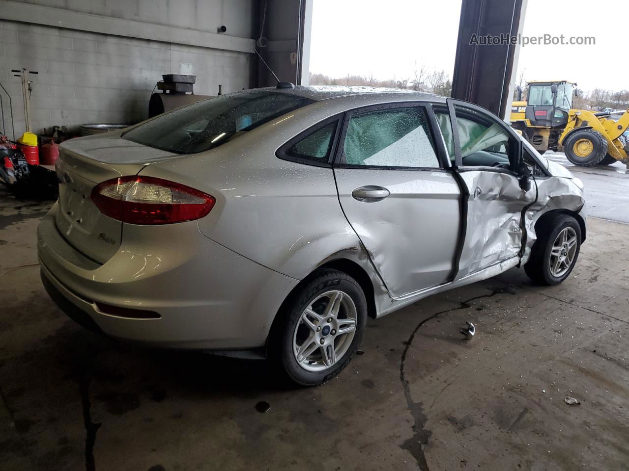 2019 Ford Fiesta Se Серебряный vin: 3FADP4BJ6KM116254