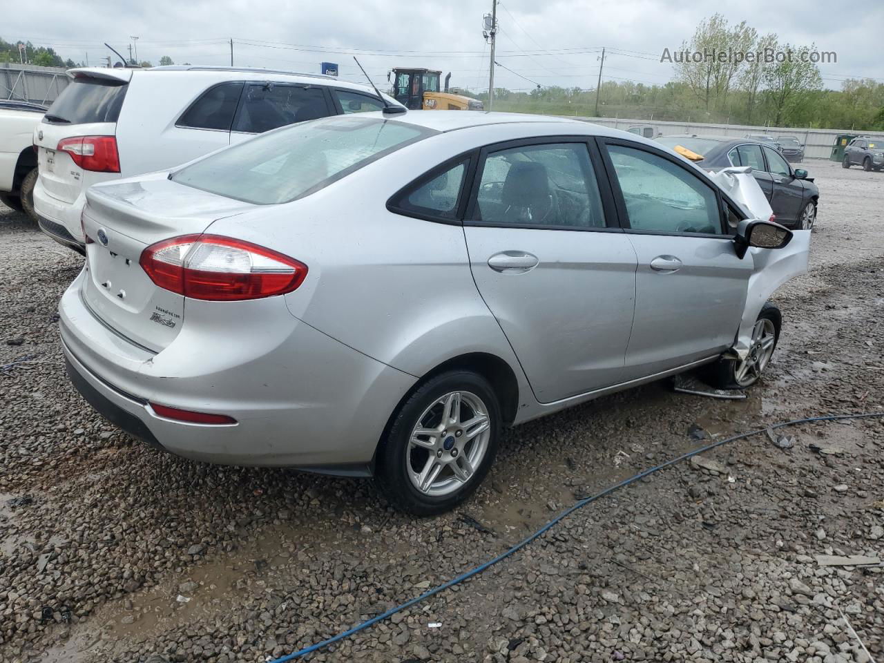 2019 Ford Fiesta Se Серебряный vin: 3FADP4BJ6KM145611