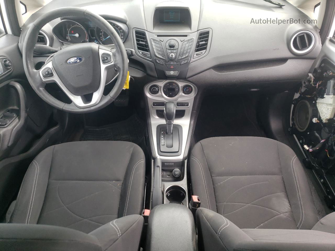 2015 Ford Fiesta Se White vin: 3FADP4BJ7FM144523