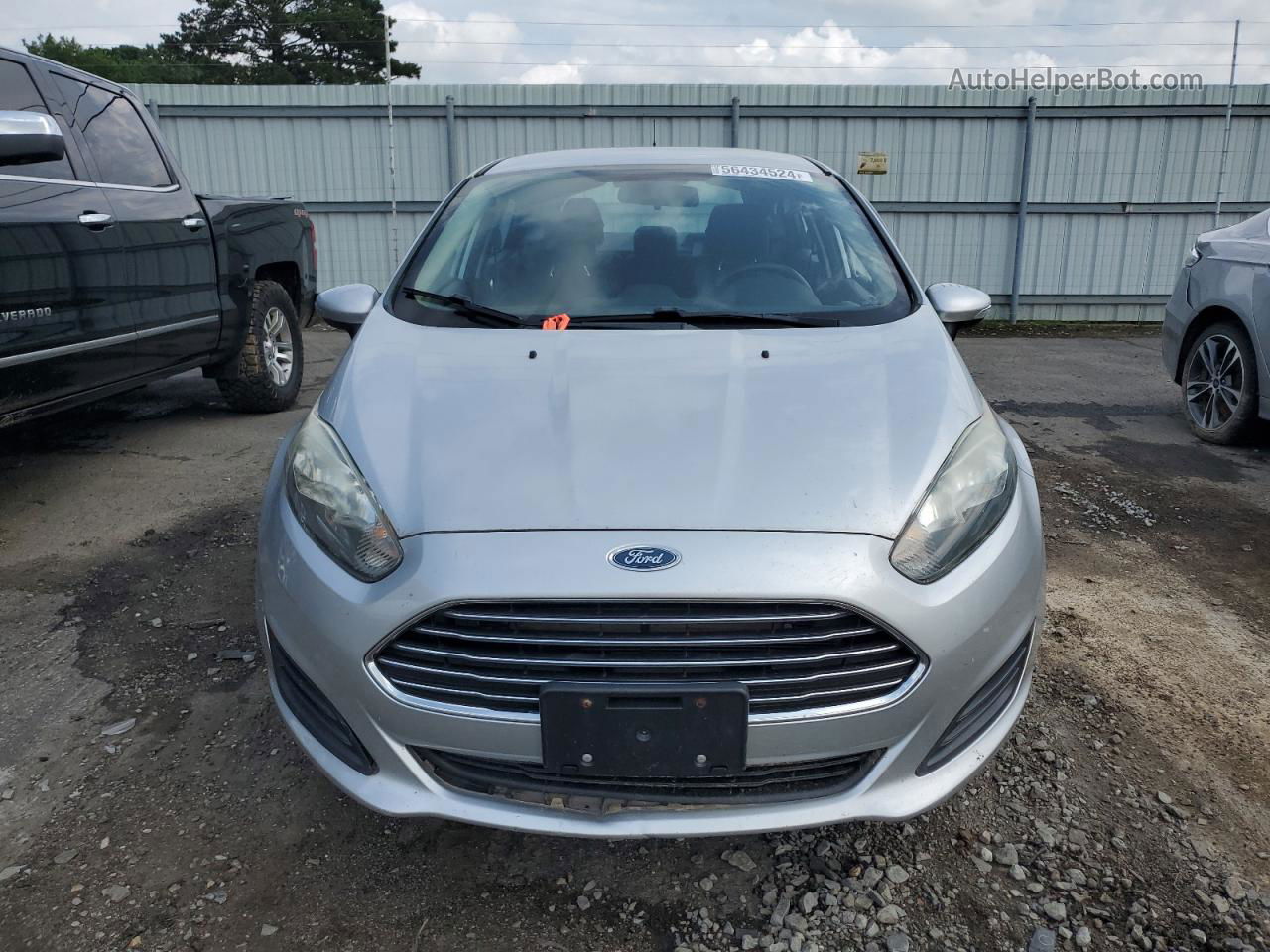 2016 Ford Fiesta Se Silver vin: 3FADP4BJ7GM166667