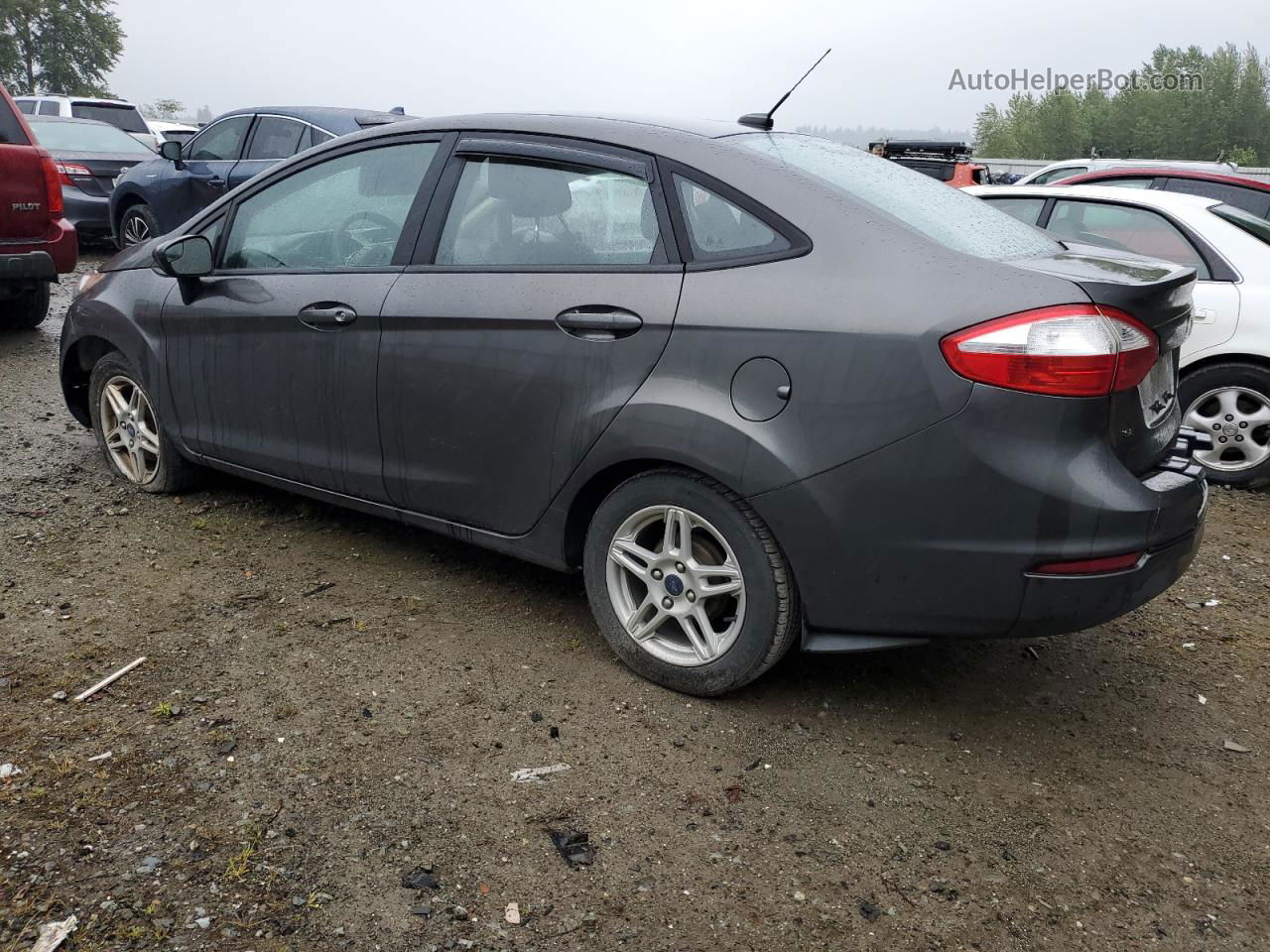 2017 Ford Fiesta Se Угольный vin: 3FADP4BJ7HM118992