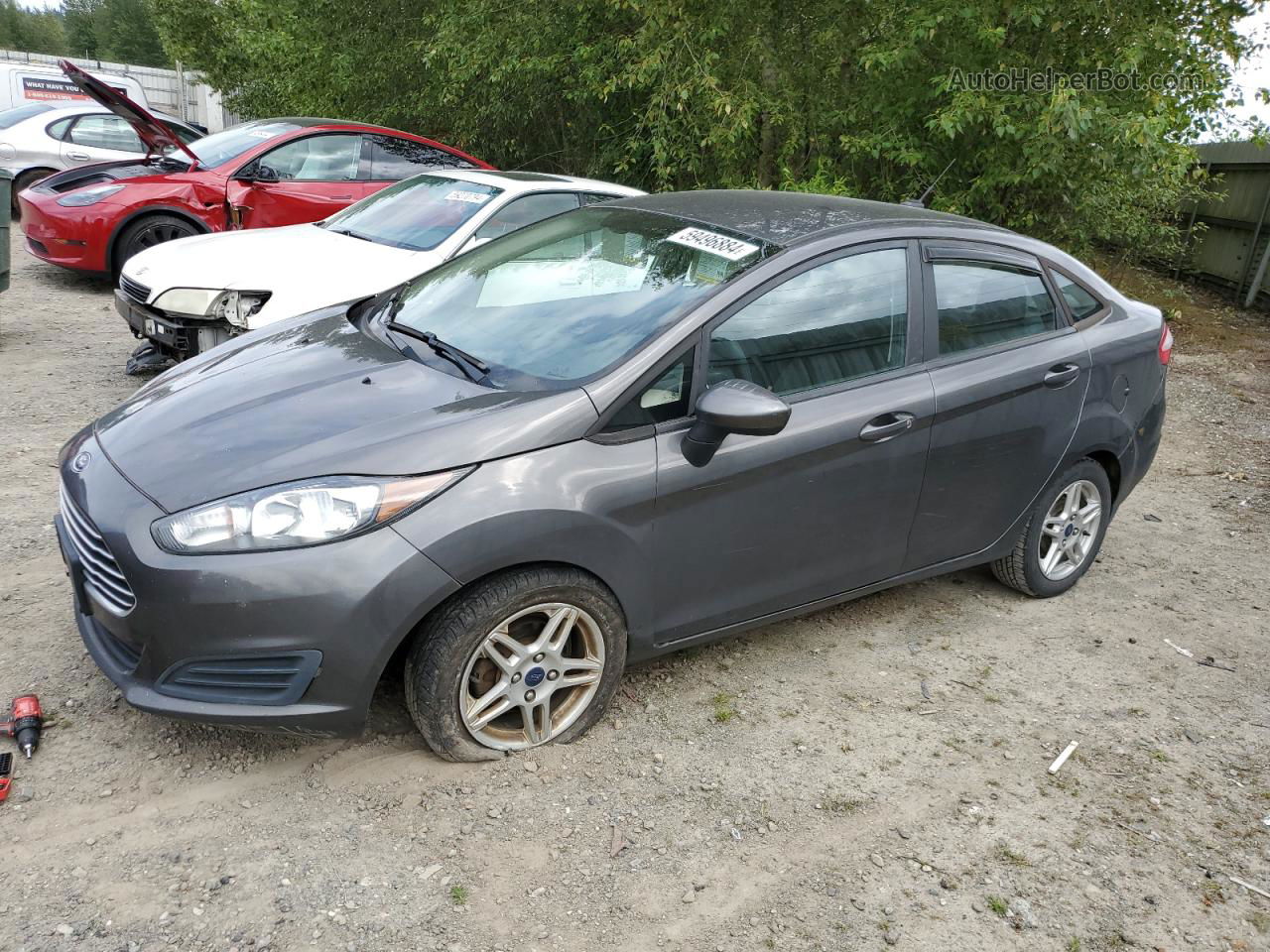 2017 Ford Fiesta Se Угольный vin: 3FADP4BJ7HM118992