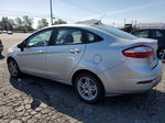 2017 Ford Fiesta Se Серебряный vin: 3FADP4BJ7HM132715