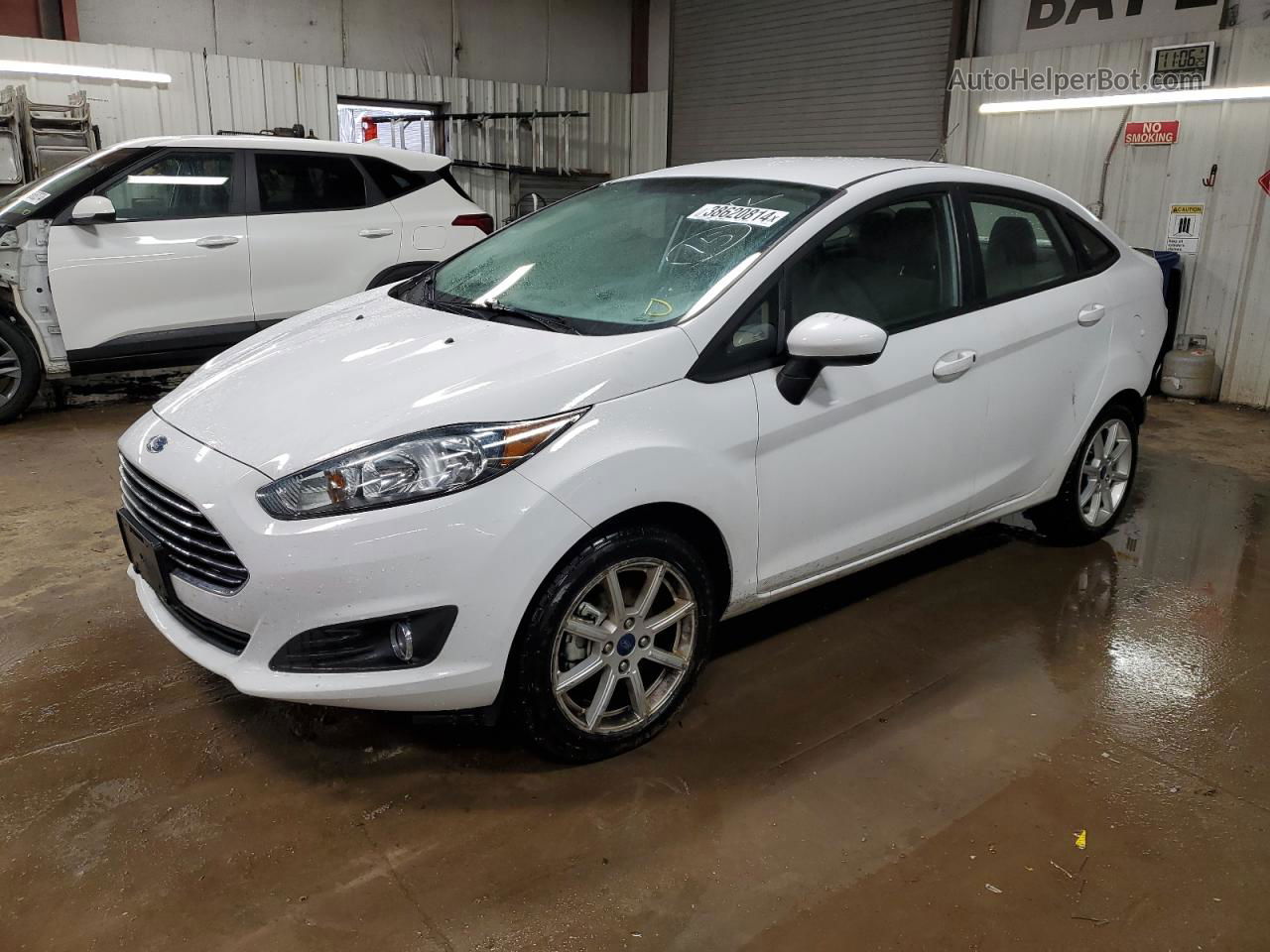 2019 Ford Fiesta Se White vin: 3FADP4BJ7KM133371