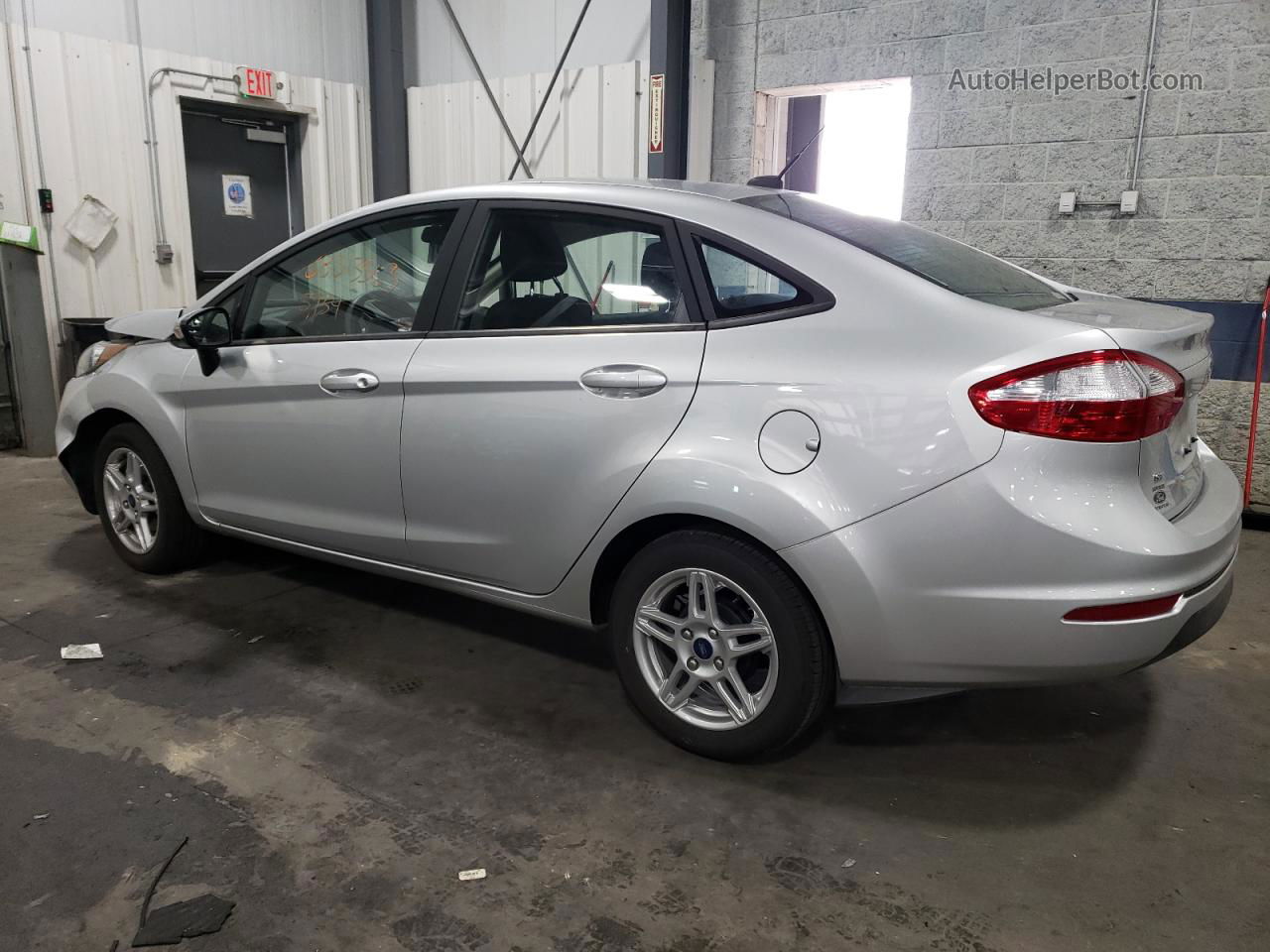 2019 Ford Fiesta Se Silver vin: 3FADP4BJ7KM141177