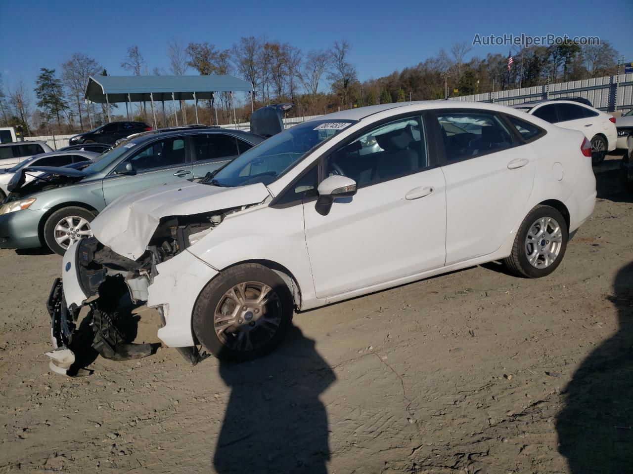 2015 Ford Fiesta Se White vin: 3FADP4BJ8FM166742