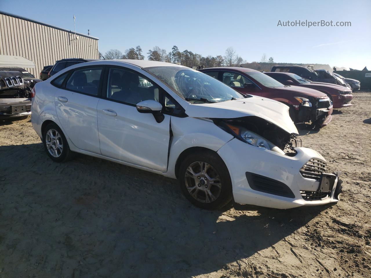 2015 Ford Fiesta Se White vin: 3FADP4BJ8FM166742