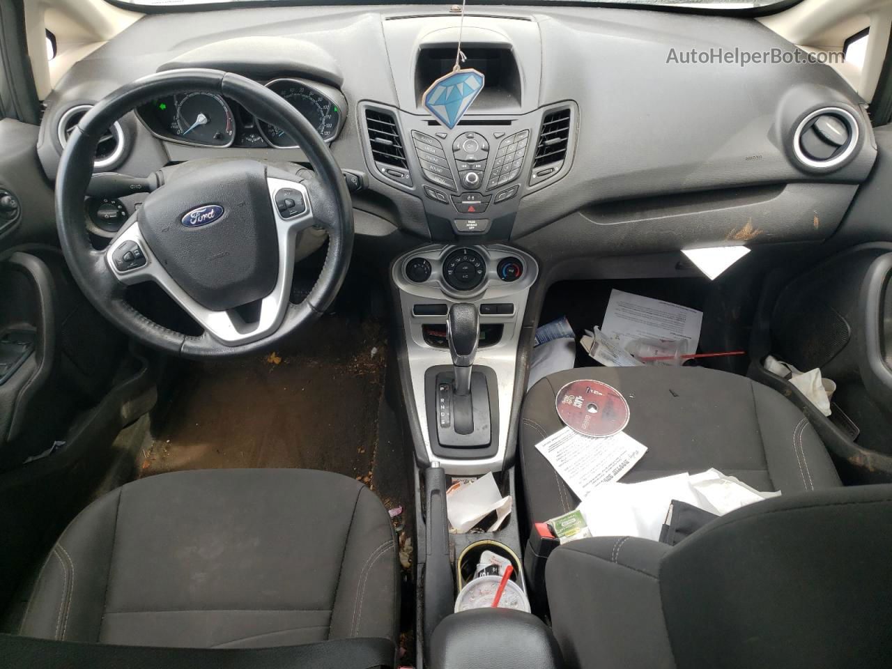 2016 Ford Fiesta Se Серебряный vin: 3FADP4BJ8GM106543