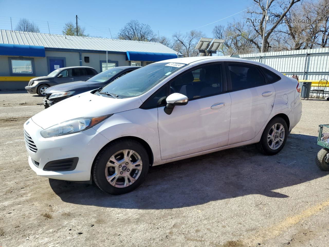 2016 Ford Fiesta Se White vin: 3FADP4BJ8GM206741