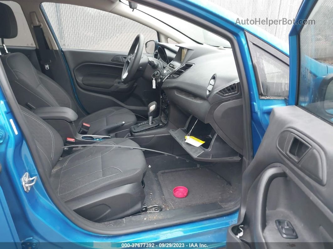 2017 Ford Fiesta Se Синий vin: 3FADP4BJ8HM130584