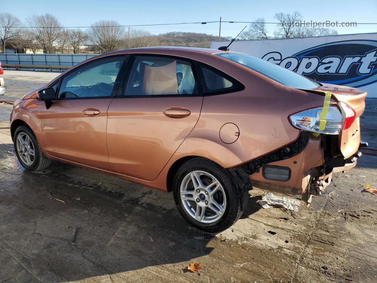 2017 Ford Fiesta Se Оранжевый vin: 3FADP4BJ8HM135879