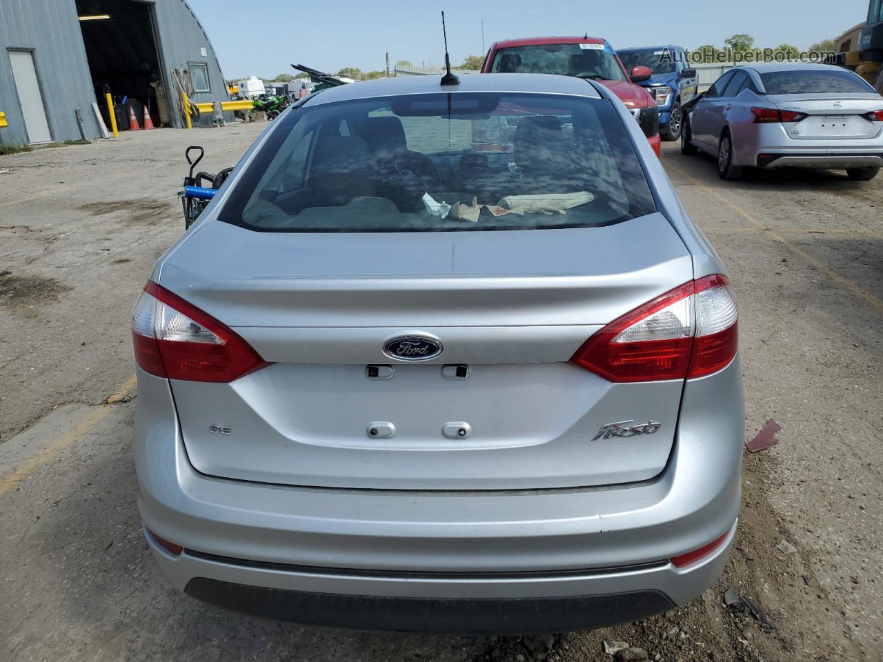 2017 Ford Fiesta Se Серебряный vin: 3FADP4BJ8HM159471