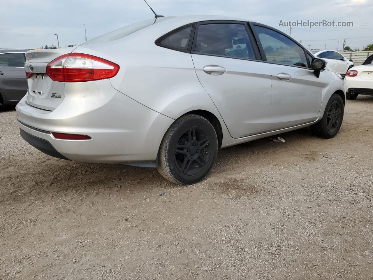 2019 Ford Fiesta Se Серый vin: 3FADP4BJ8KM108804