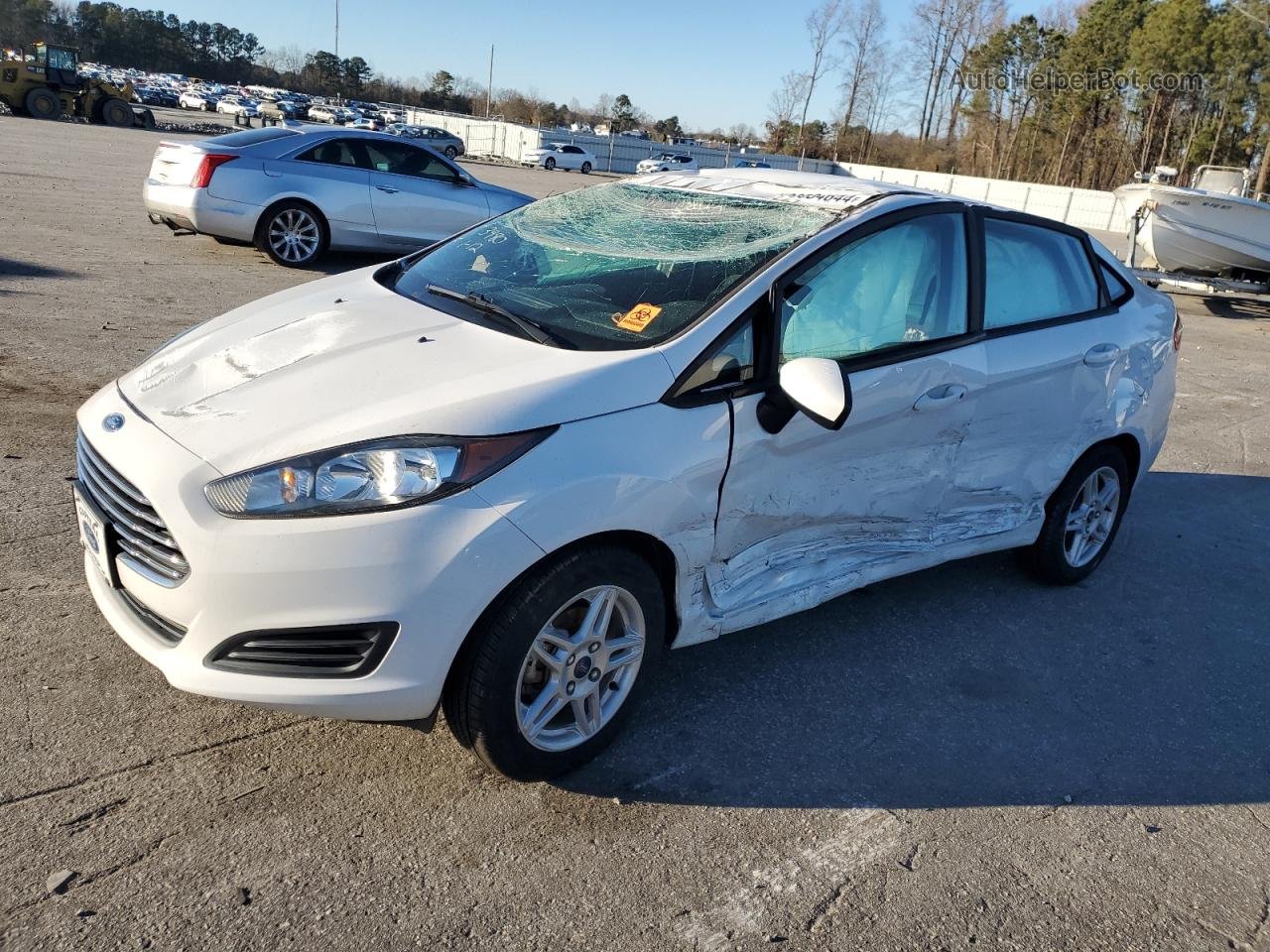 2019 Ford Fiesta Se White vin: 3FADP4BJ8KM119219