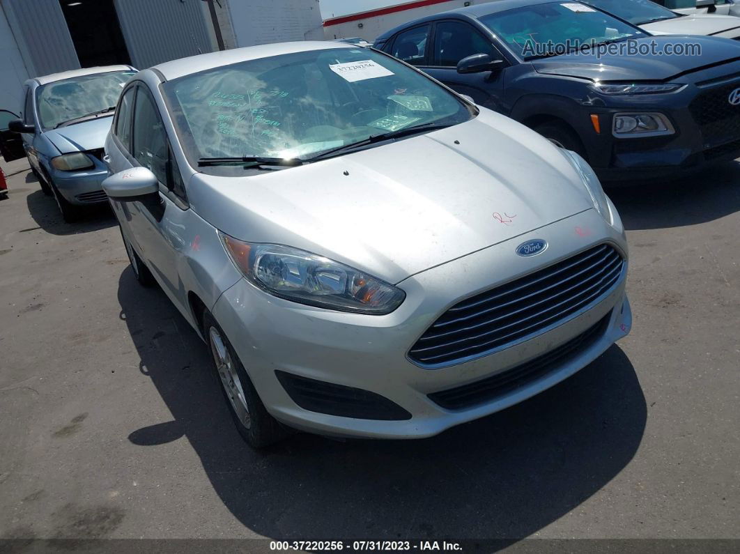 2019 Ford Fiesta Se Silver vin: 3FADP4BJ8KM141396