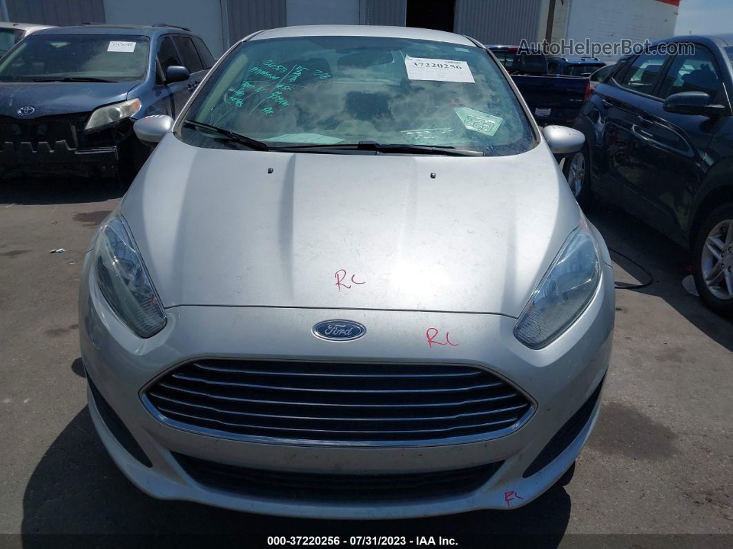 2019 Ford Fiesta Se Silver vin: 3FADP4BJ8KM141396