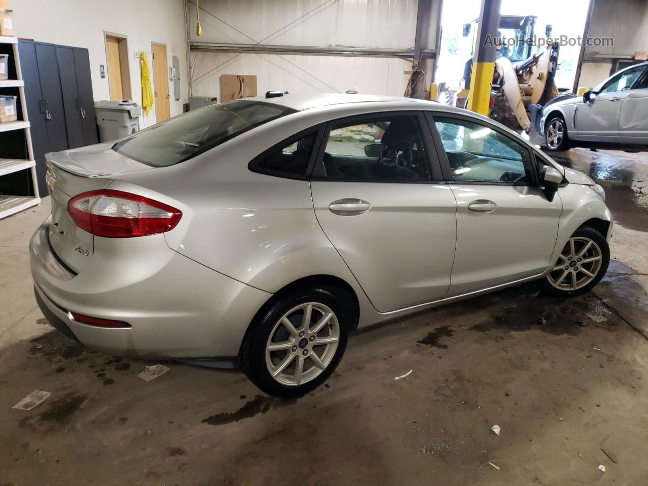 2019 Ford Fiesta Se Silver vin: 3FADP4BJ8KM143178