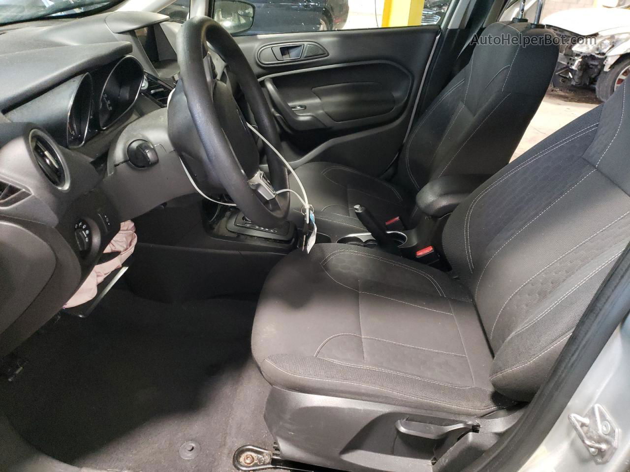 2019 Ford Fiesta Se Silver vin: 3FADP4BJ8KM143178