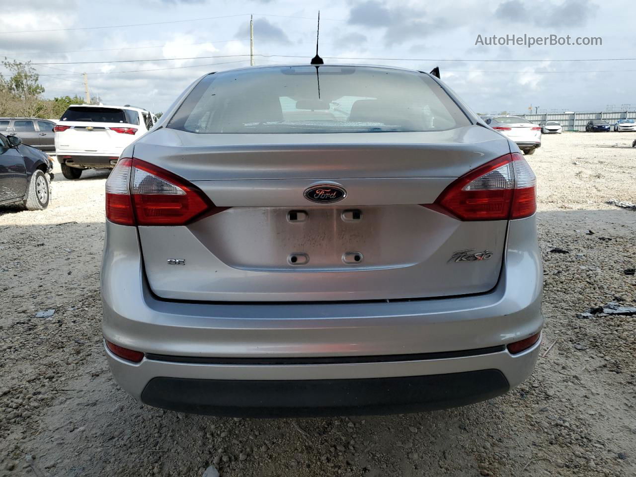 2015 Ford Fiesta Se Silver vin: 3FADP4BJ9FM113936