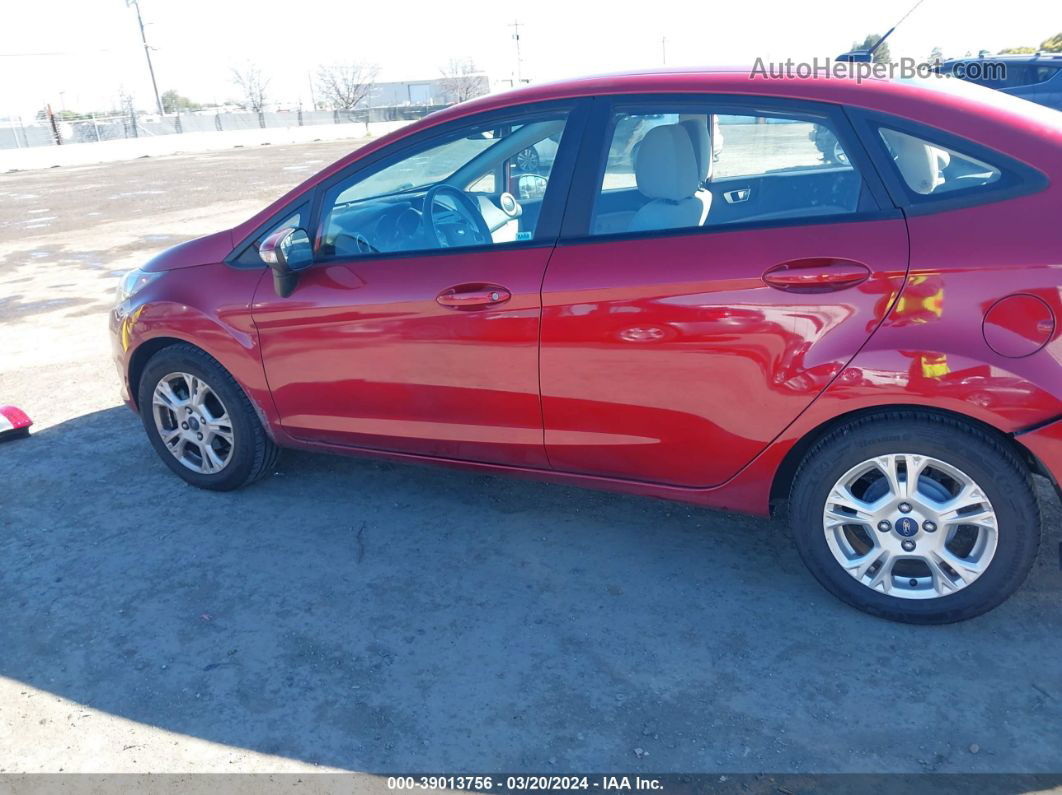 2015 Ford Fiesta Se Бордовый vin: 3FADP4BJ9FM221828