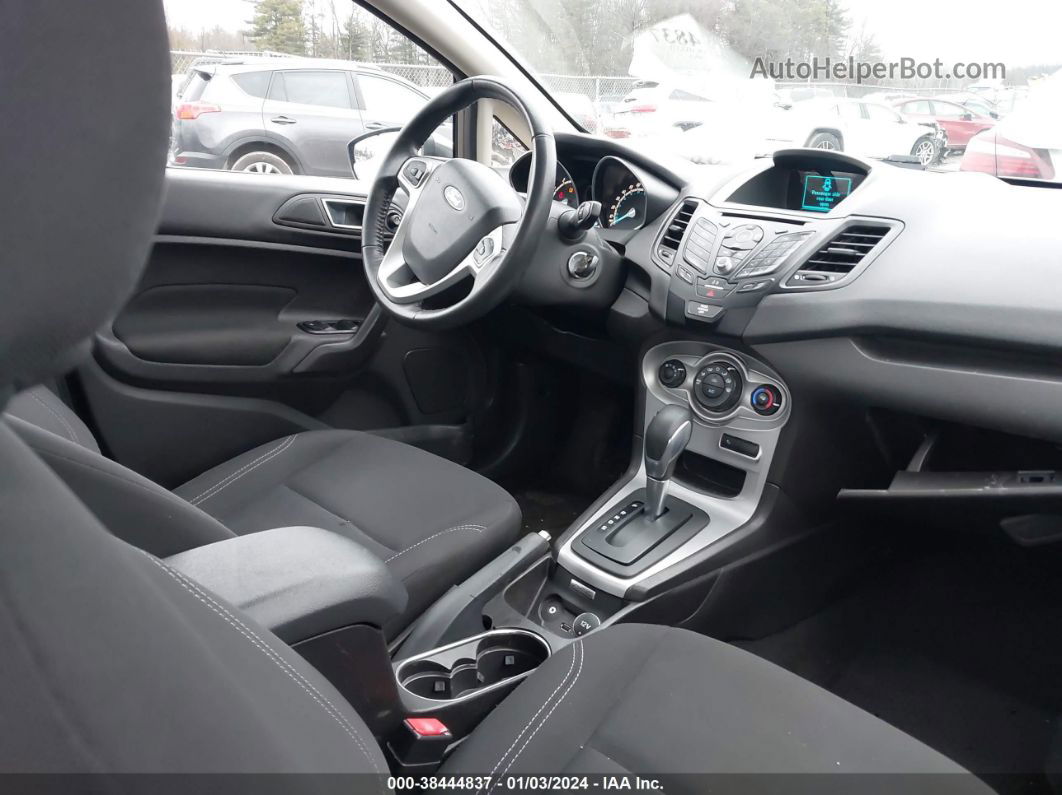 2015 Ford Fiesta Se Серый vin: 3FADP4BJ9FM222882